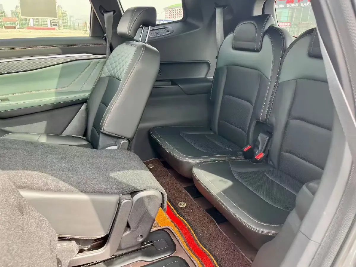 2023 Geely Okavango L 2.0T 218HP L4 7DCT,autocango,china used car exporter,china ev exporter,chinese used car exporter,chinese used ev exporter