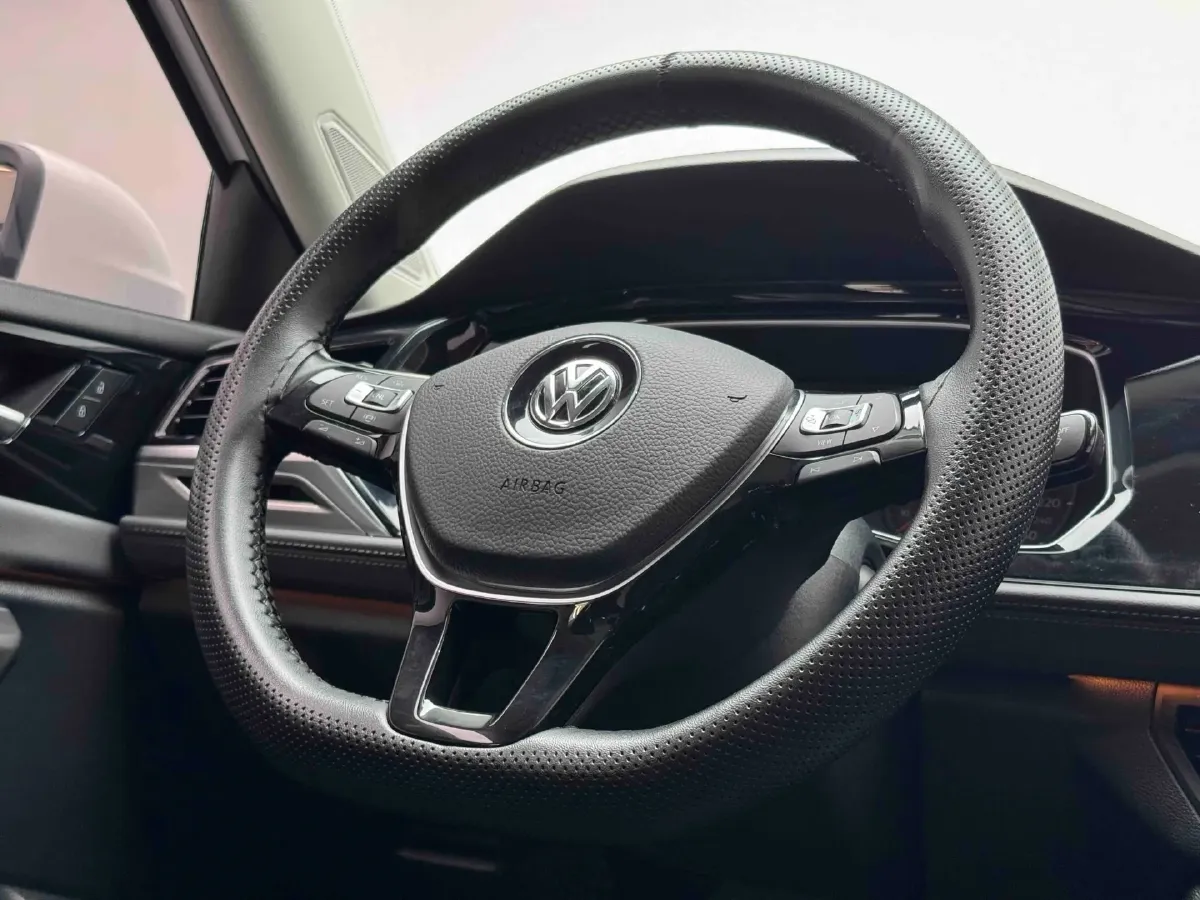 2020 Volkswagen Sagitar 1.4T 150HP L4 7DCT,autocango,china used car exporter,china ev exporter,chinese used car exporter,chinese used ev exporter