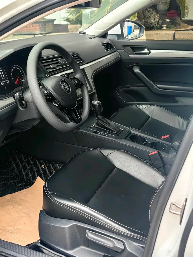 2019 Volkswagen T-Cross 1.4T 150HP L4 7DCT,autocango,china used car exporter,china ev exporter,chinese used car exporter,chinese used ev exporter