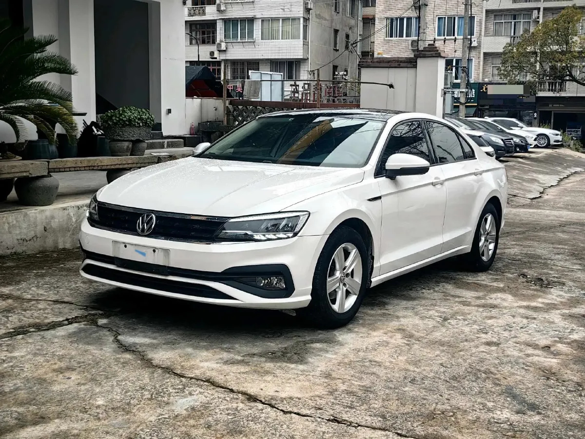 2019 Volkswagen T-Cross 1.4T 150HP L4 7DCT,autocango,china used car exporter,china ev exporter,chinese used car exporter,chinese used ev exporter
