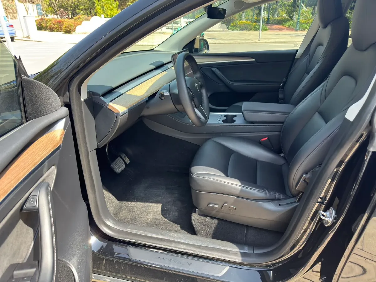 2021 Tesla Model Y BEV 60KWH,autocango,china used car exporter,china ev exporter,chinese used car exporter,chinese used ev exporter