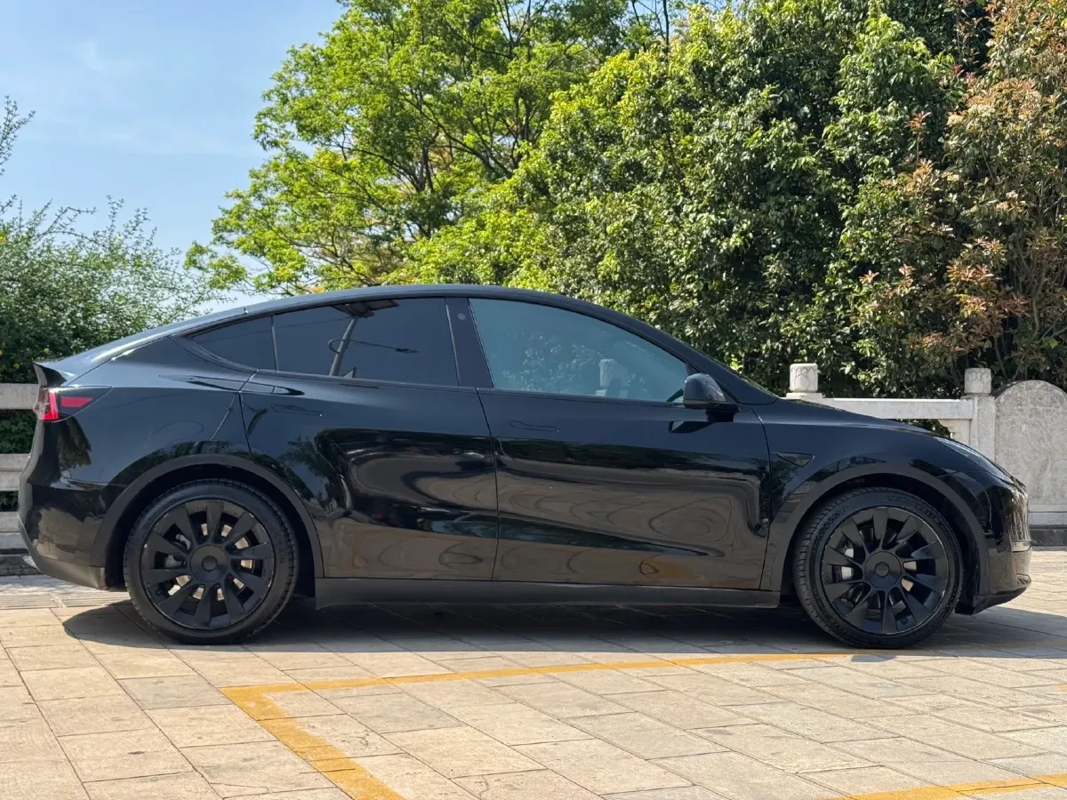 2021 Tesla Model Y BEV 60KWH,autocango,china used car exporter,china ev exporter,chinese used car exporter,chinese used ev exporter