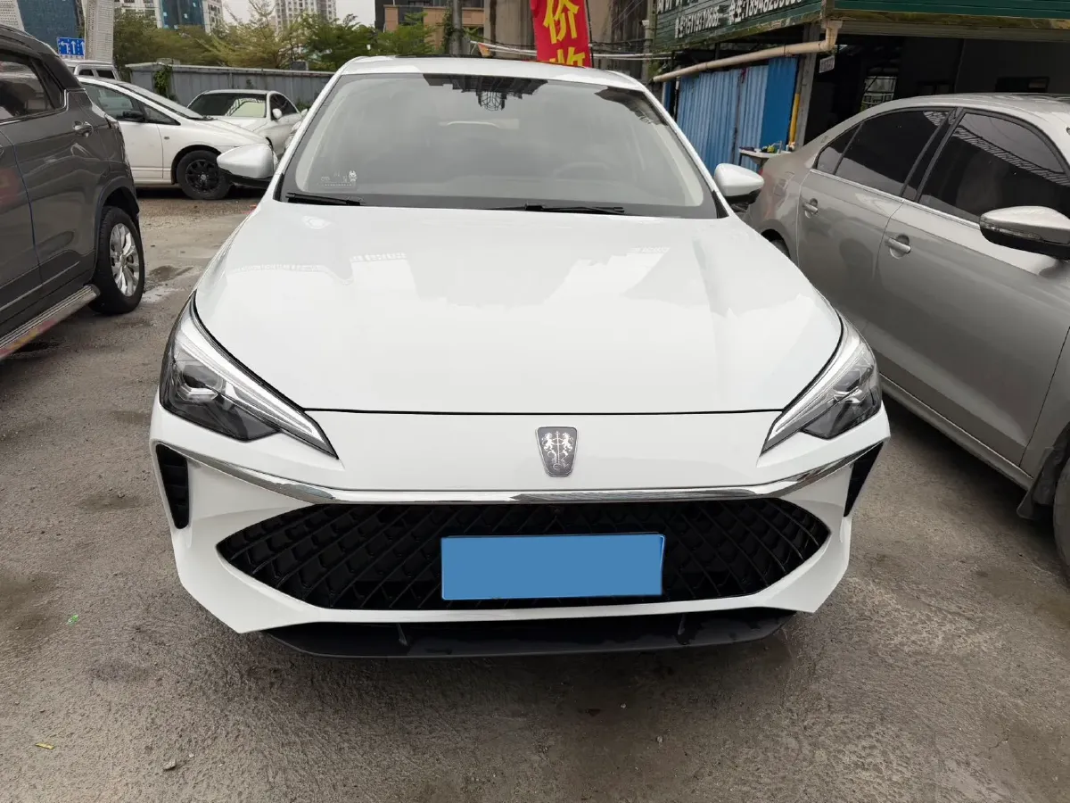 2023 Roewe i5 1.5L 129HP L4 CVT,autocango,china used car exporter,china ev exporter,chinese used car exporter,chinese used ev exporter