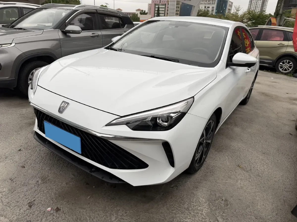 2023 Roewe i5 1.5L 129HP L4 CVT,autocango,china used car exporter,china ev exporter,chinese used car exporter,chinese used ev exporter