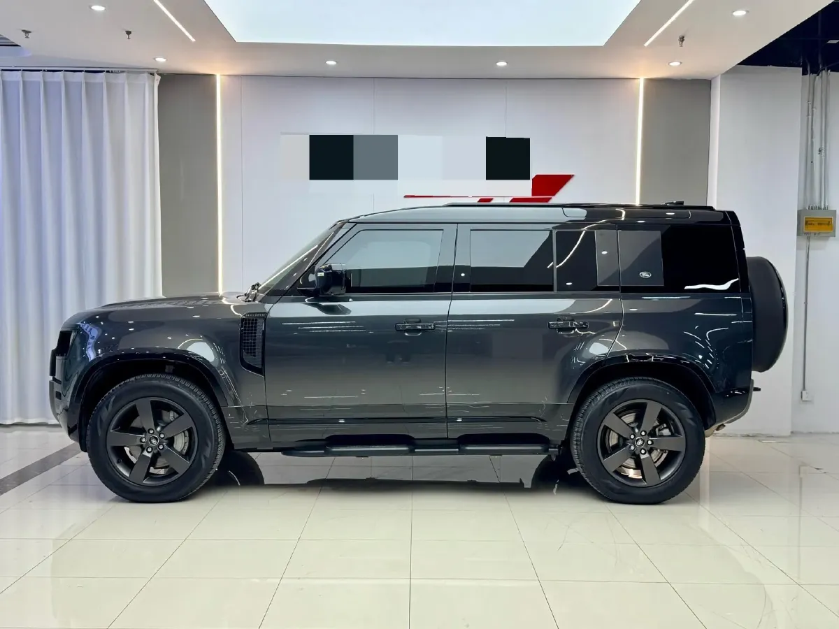 2024 Land Rover Defender 3.0T 400HP L6 8AT,autocango,china used car exporter,china ev exporter,chinese used car exporter,chinese used ev exporter