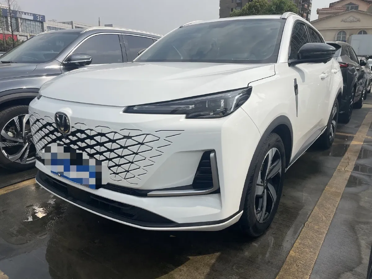 2024 ChangAn CS55 Plus 1.5T 188HP L4 7DCT,autocango,china used car exporter,china ev exporter,chinese used car exporter,chinese used ev exporter