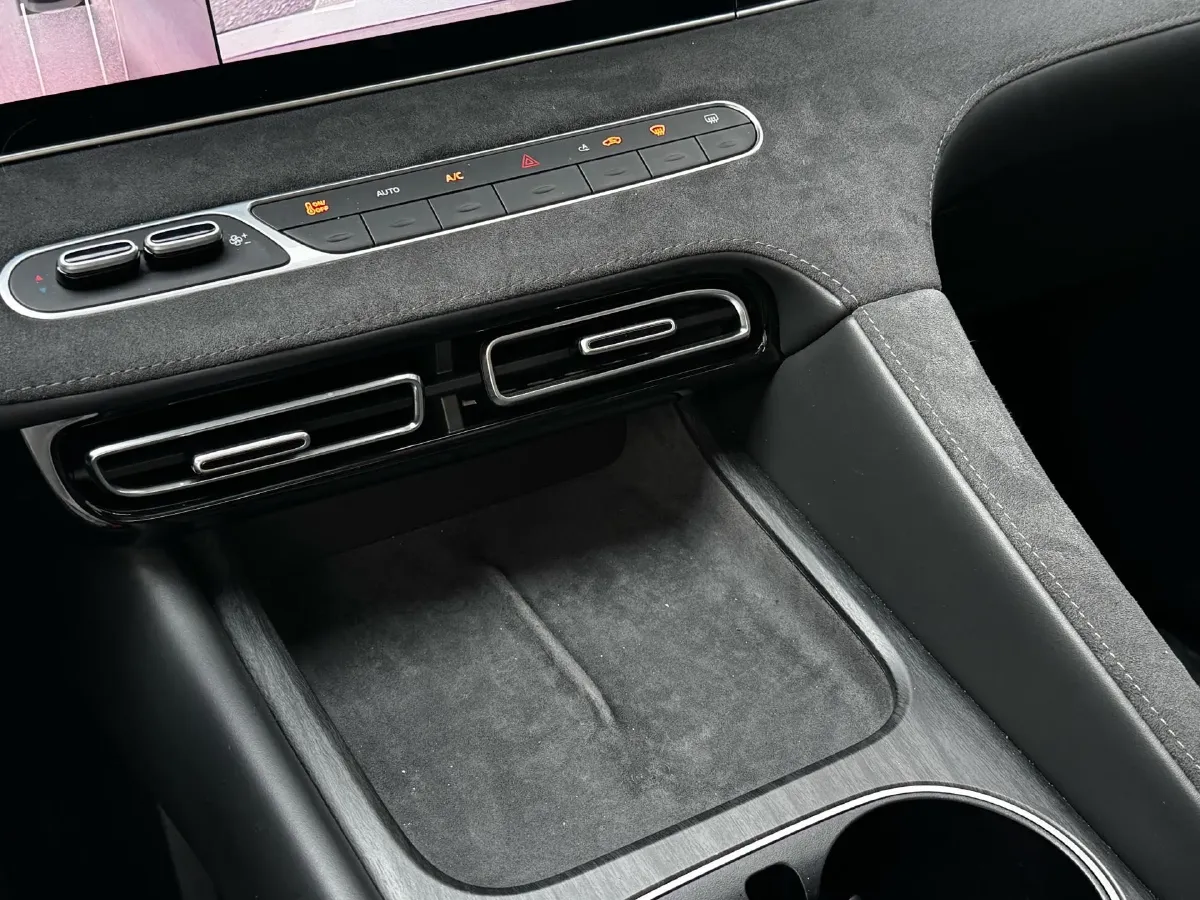 2023 Roewe D7 1.5L 112HP L4 1DHT PHEV 21.4KWH,autocango,china used car exporter,china ev exporter,chinese used car exporter,chinese used ev exporter