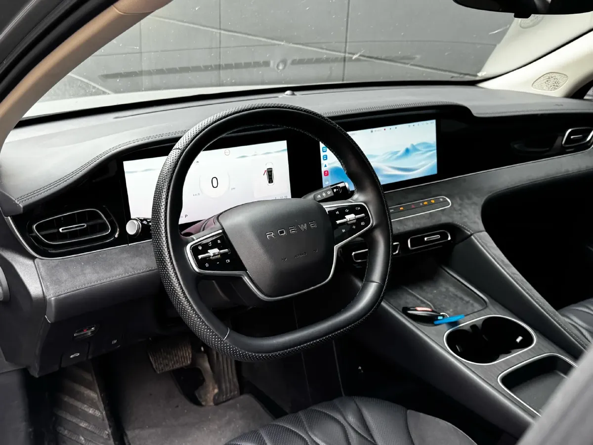 2023 Roewe D7 1.5L 112HP L4 1DHT PHEV 21.4KWH,autocango,china used car exporter,china ev exporter,chinese used car exporter,chinese used ev exporter