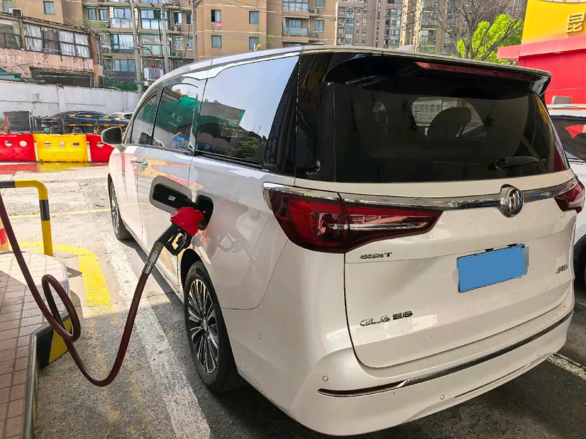 2022 Buick GL8 2.0T 237HP L4 9AT,autocango,china used car exporter,china ev exporter,chinese used car exporter,chinese used ev exporter