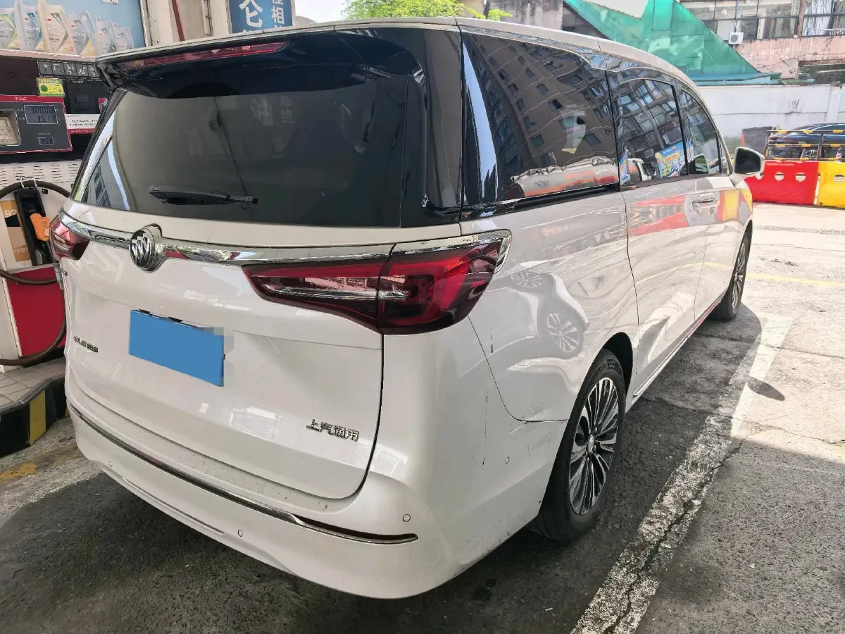 2022 Buick GL8 2.0T 237HP L4 9AT,autocango,china used car exporter,china ev exporter,chinese used car exporter,chinese used ev exporter
