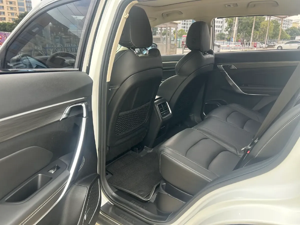 2020 Geely Azkarra 1.8T 184HP L4 7DCT,autocango,china used car exporter,china ev exporter,chinese used car exporter,chinese used ev exporter