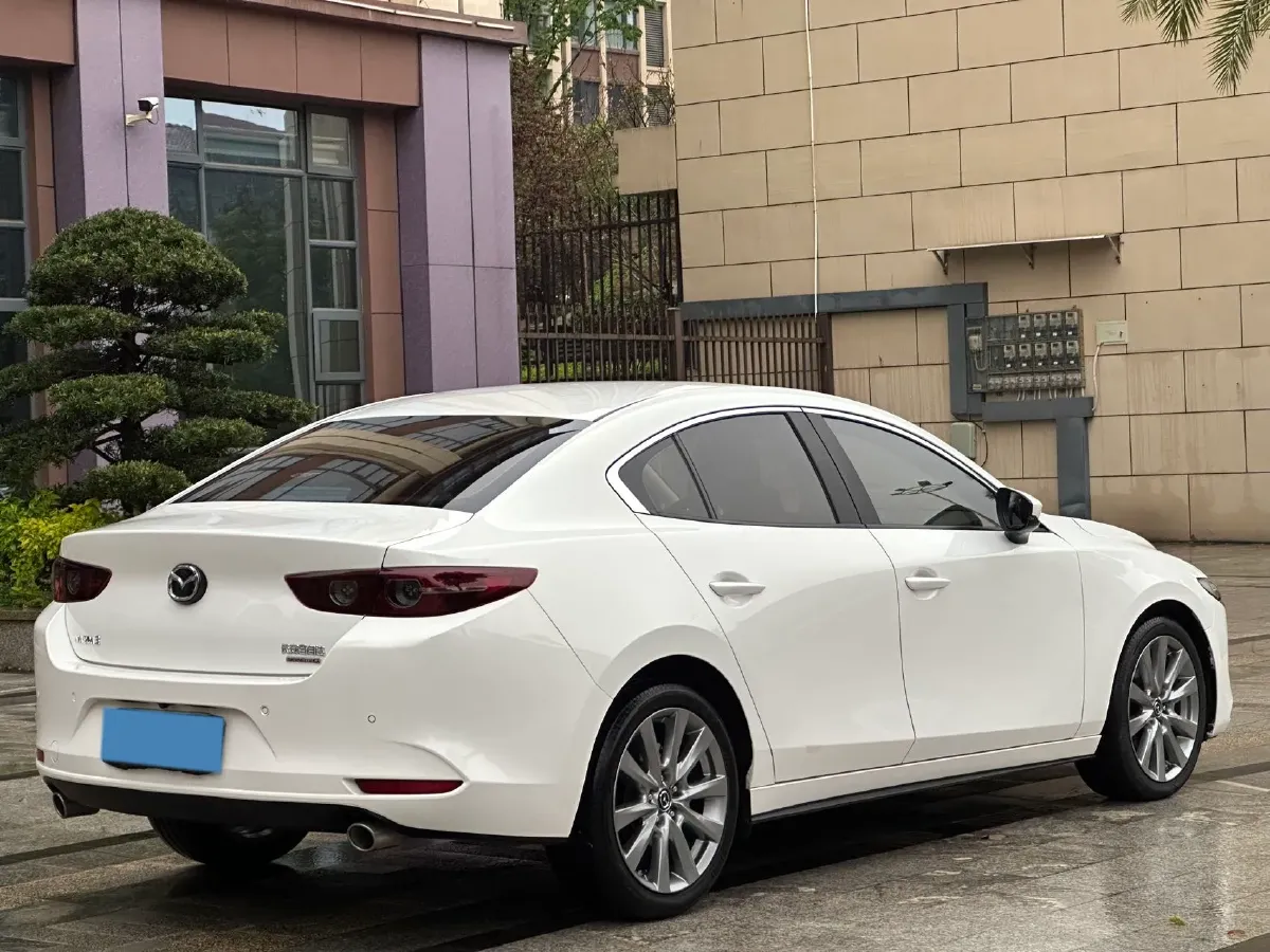 2021 Mazda 3 Axela 2.0L 158HP L4 6AT,autocango,china used car exporter,china ev exporter,chinese used car exporter,chinese used ev exporter
