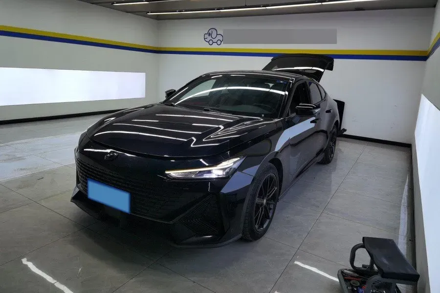 2022 ChangAn UNI-V 1.5T 188HP L4 7DCT,autocango,china used car exporter,china ev exporter,chinese used car exporter,chinese used ev exporter