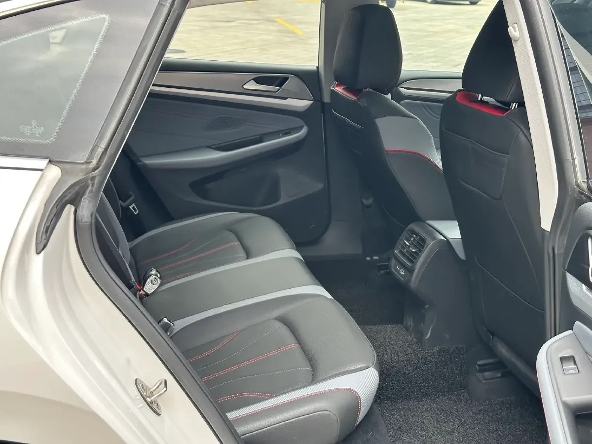 2023 Volkswagen Lamando 1.4T 150HP L4 7DCT,autocango,china used car exporter,china ev exporter,chinese used car exporter,chinese used ev exporter