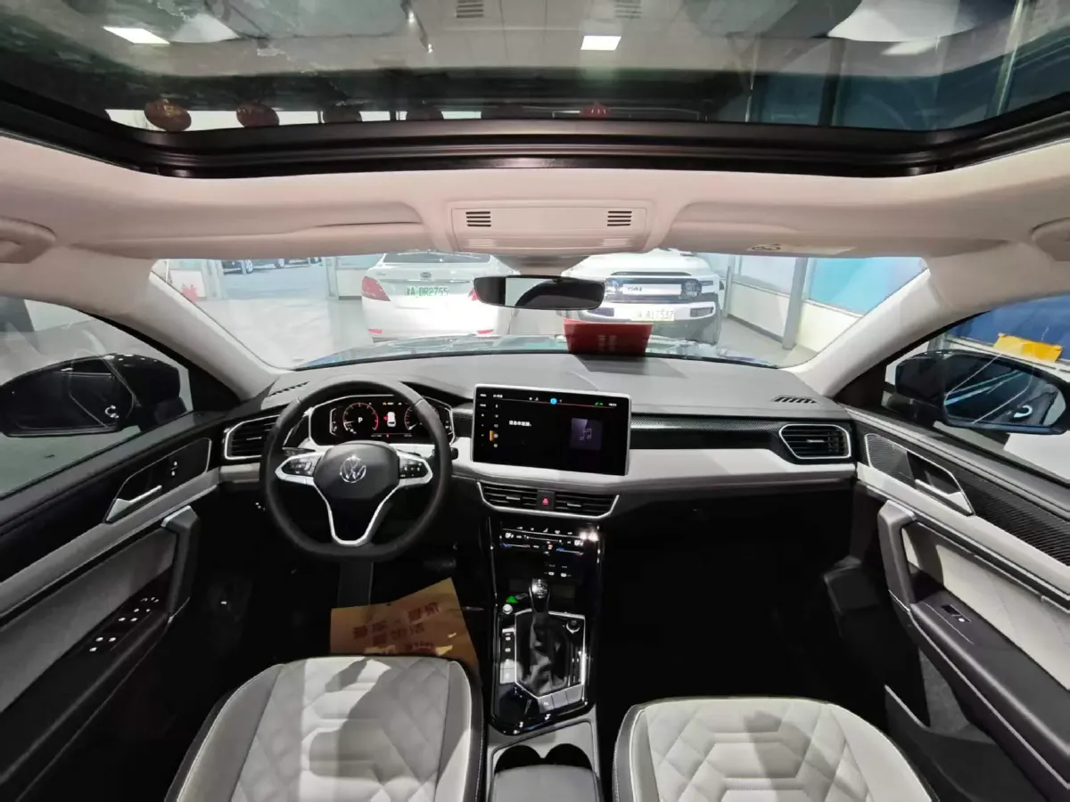 2024 Volkswagen Tayron 2.0T 186HP L4 7DCT,autocango,china used car exporter,china ev exporter,chinese used car exporter,chinese used ev exporter