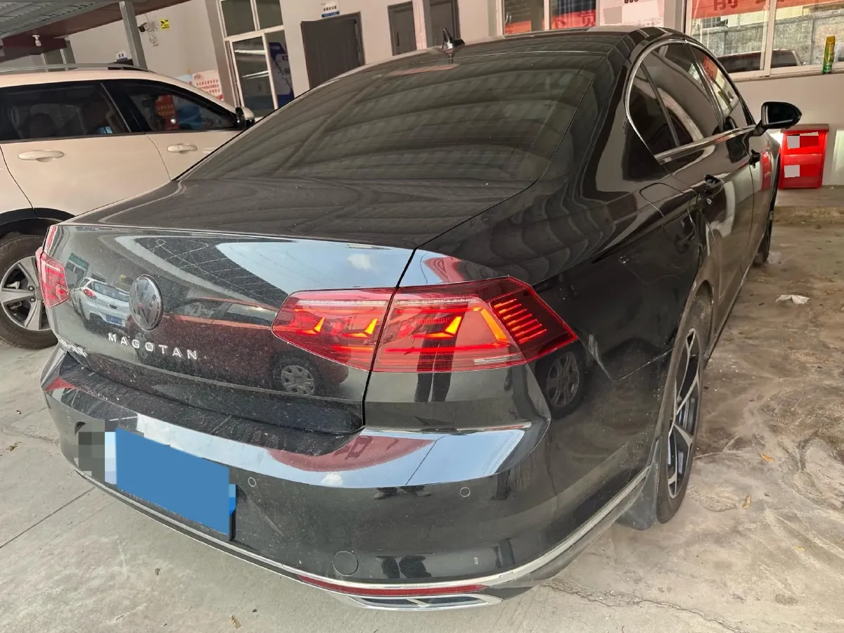 2023 Volkswagen Magotan 1.4T 150HP L4 7DCT,autocango,china used car exporter,china ev exporter,chinese used car exporter,chinese used ev exporter