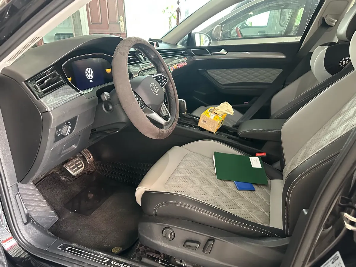 2023 Volkswagen Magotan 1.4T 150HP L4 7DCT,autocango,china used car exporter,china ev exporter,chinese used car exporter,chinese used ev exporter