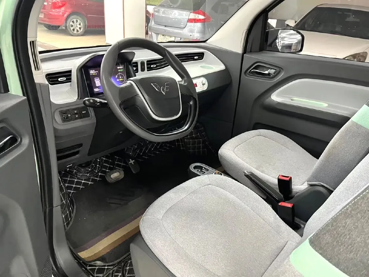 2022 WuLing HongGuang MINI EV BEV 13.9KWH,autocango,china used car exporter,china ev exporter,chinese used car exporter,chinese used ev exporter