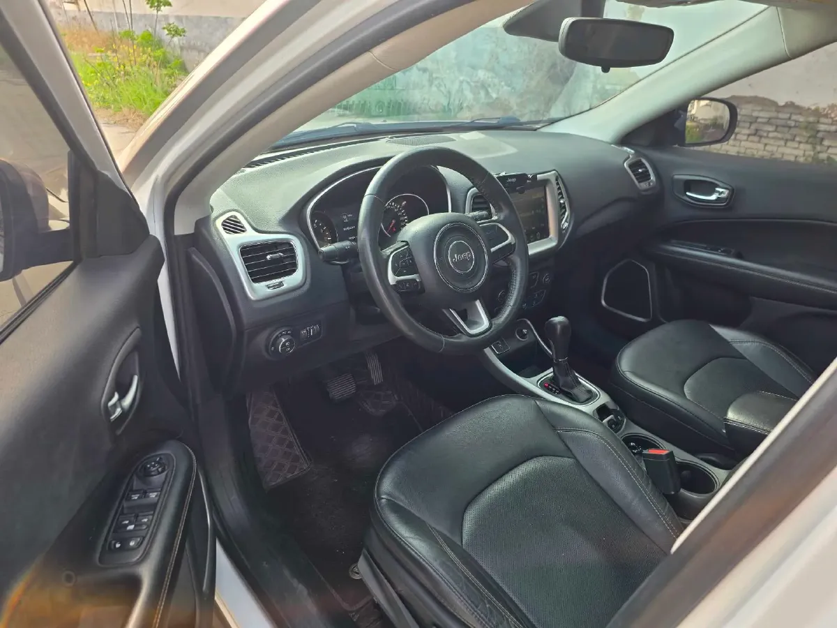 2017 Jeep Compass 1.4T 165HP L4 7DCT,autocango,china used car exporter,china ev exporter,chinese used car exporter,chinese used ev exporter