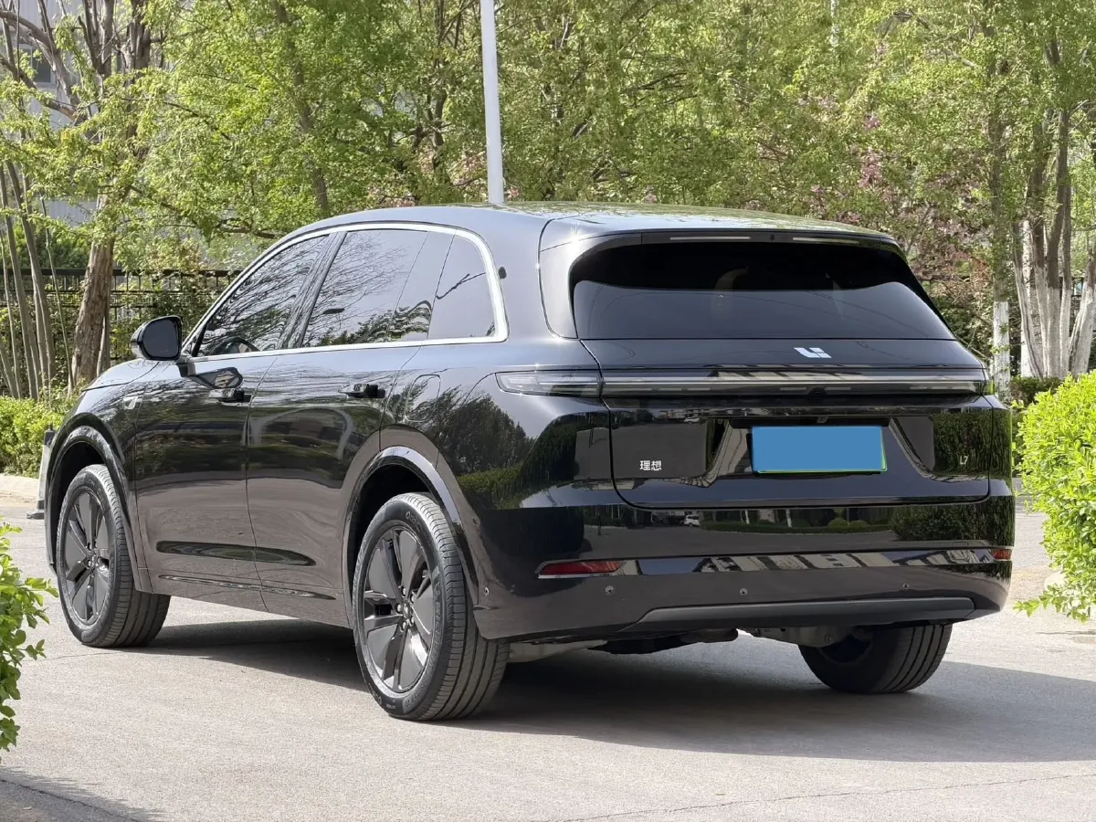 2024 Li L8 Range Extended 154HP REEV 42.8KWH,autocango,china used car exporter,china ev exporter,chinese used car exporter,chinese used ev exporter