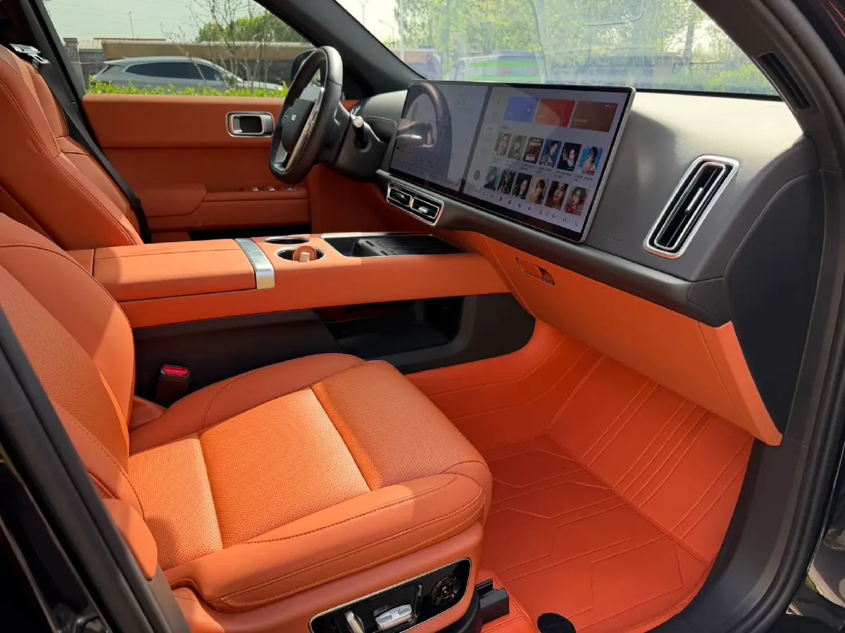 2024 Li L8 Range Extended 154HP REEV 42.8KWH,autocango,china used car exporter,china ev exporter,chinese used car exporter,chinese used ev exporter