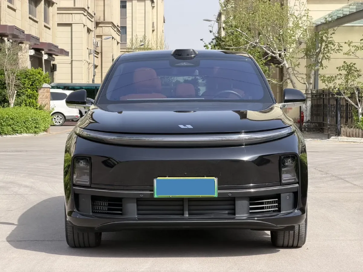 2024 Li L8 Range Extended 154HP REEV 42.8KWH,autocango,china used car exporter,china ev exporter,chinese used car exporter,chinese used ev exporter