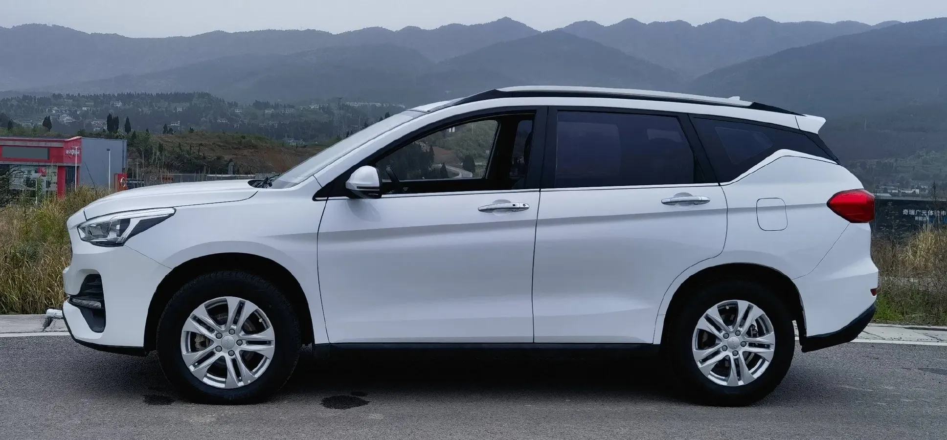 2019 Haval M6 1.5T 150HP L4 7DCT,autocango,china used car exporter,china ev exporter,chinese used car exporter,chinese used ev exporter