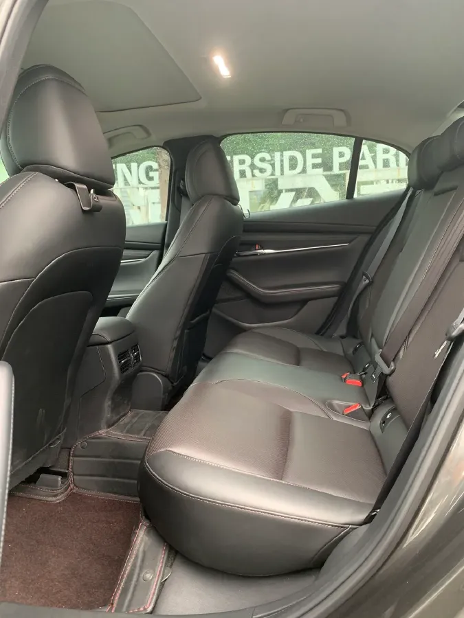 2022 Mazda 3 Axela 2.0L 158HP L4 6AT,autocango,china used car exporter,china ev exporter,chinese used car exporter,chinese used ev exporter