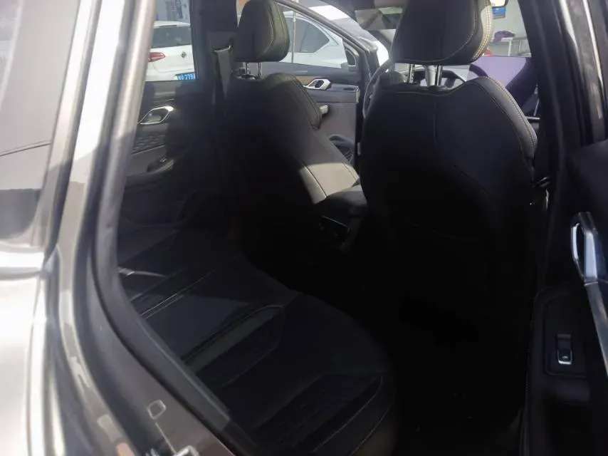 2025 Geely Coolray 1.5L 126HP L4 CVT,autocango,china used car exporter,china ev exporter,chinese used car exporter,chinese used ev exporter