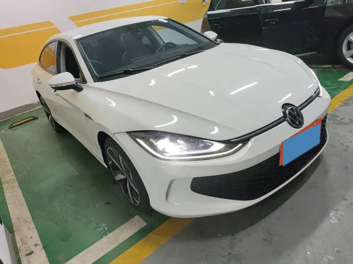 2022 Jetour DASHING i-DM 1.5T 156HP L4 3DHT PHEV 19.27KWH,autocango,china used car exporter,china ev exporter,chinese used car exporter,chinese used ev exporter