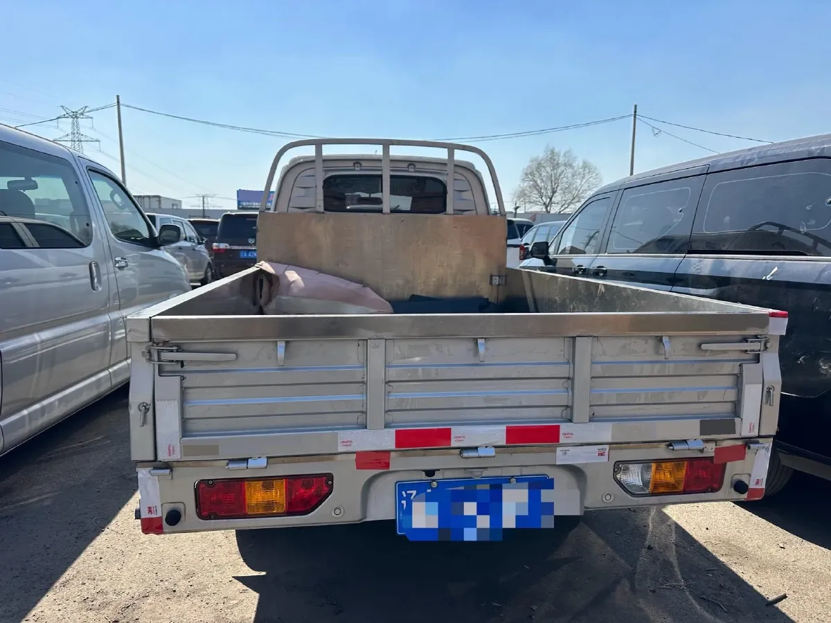 2023 WuLing RongGuang New Truck 1.5L 102HP L4 5MT,autocango,china used car exporter,china ev exporter,chinese used car exporter,chinese used ev exporter