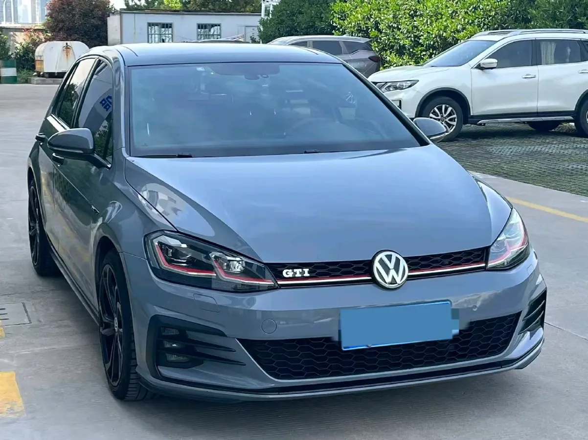 2019 Buick EnvisionPlus 2.0T 260HP L4 9AT,autocango,china used car exporter,china ev exporter,chinese used car exporter,chinese used ev exporter