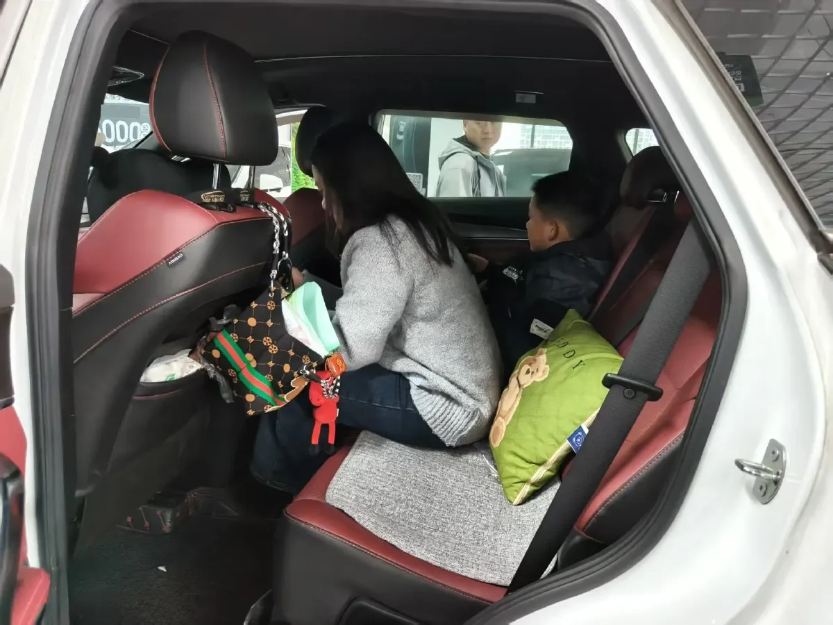 2021 Jetour X70 Plus 1.6T 197HP L4 7DCT,autocango,china used car exporter,china ev exporter,chinese used car exporter,chinese used ev exporter