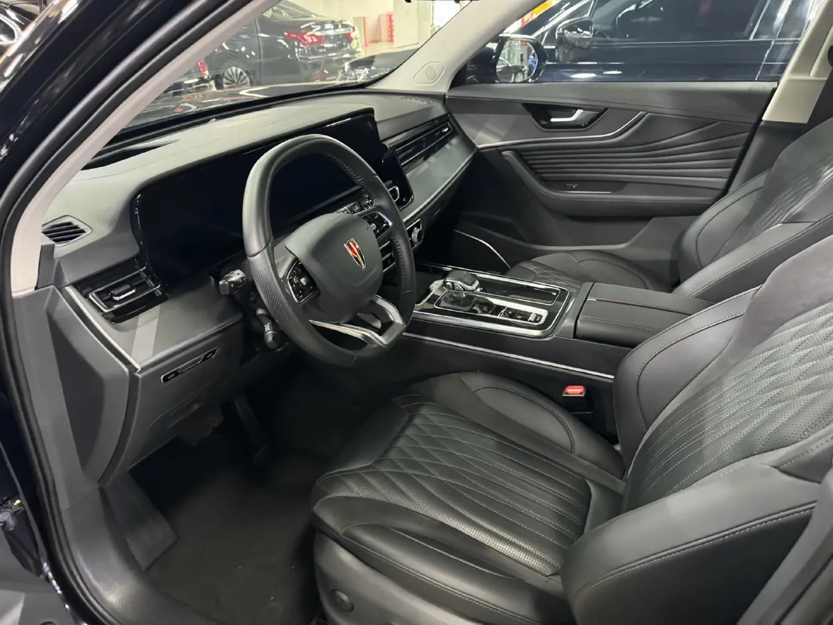 2023 HongQi HS5 2.0T 252HP L4 8AT,autocango,china used car exporter,china ev exporter,chinese used car exporter,chinese used ev exporter