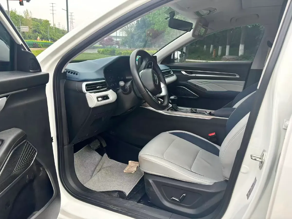 2022 Geely Emgrand 1.5L 114HP L4 CVT,autocango,china used car exporter,china ev exporter,chinese used car exporter,chinese used ev exporter