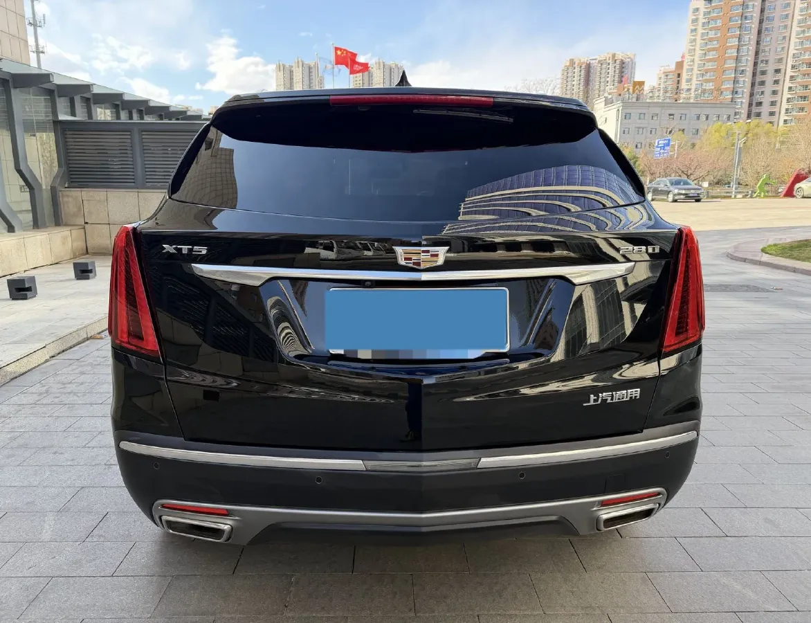2021 Cadillac XT5 2.0T 237HP L4 9AT,autocango,china used car exporter,china ev exporter,chinese used car exporter,chinese used ev exporter