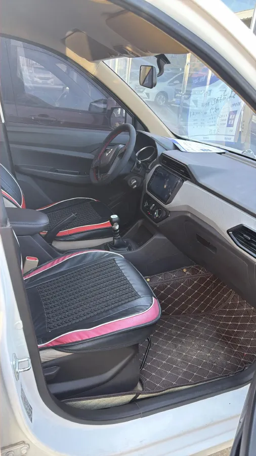 2021 WuLing RongGuang New Truck 1.5L 99HP L4 5MT,autocango,china used car exporter,china ev exporter,chinese used car exporter,chinese used ev exporter