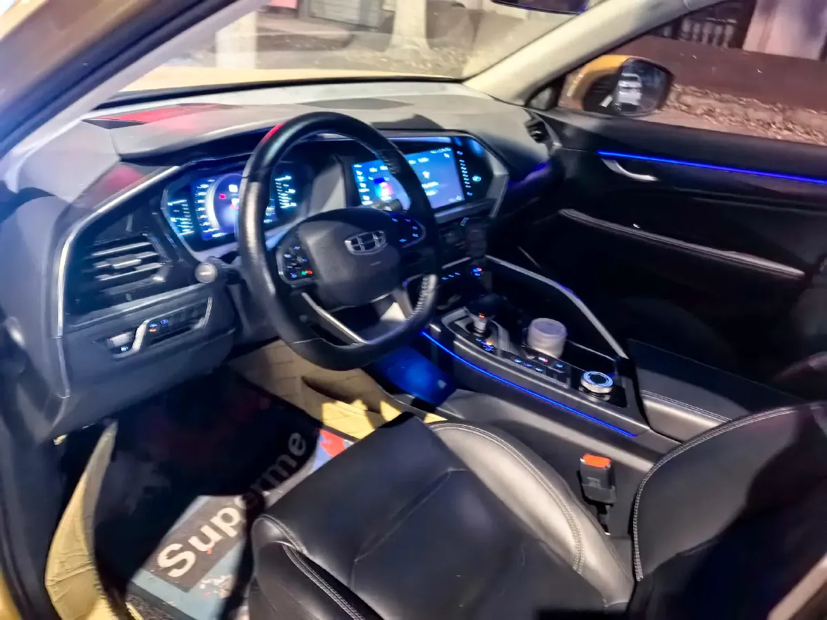 2019 Geely Tugella 2.0T 238HP L4 8AT,autocango,china used car exporter,china ev exporter,chinese used car exporter,chinese used ev exporter