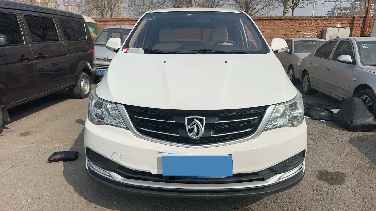 2016 BaoJun 730 1.5L 112HP L4 5MT,autocango,china used car exporter,china ev exporter,chinese used car exporter,chinese used ev exporter