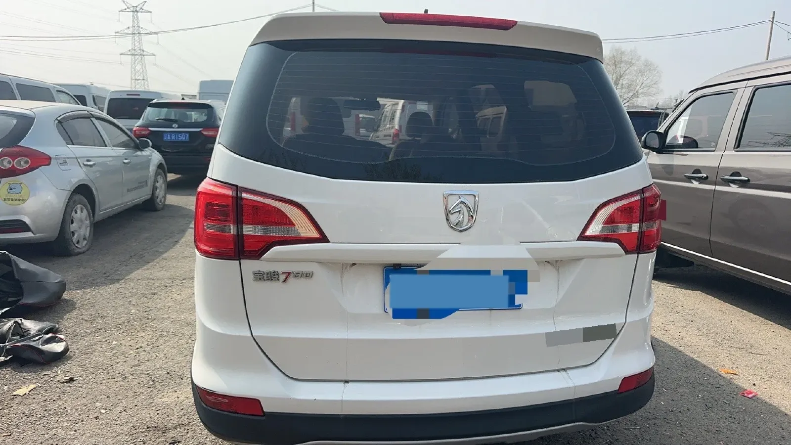 2016 BaoJun 730 1.5L 112HP L4 5MT,autocango,china used car exporter,china ev exporter,chinese used car exporter,chinese used ev exporter