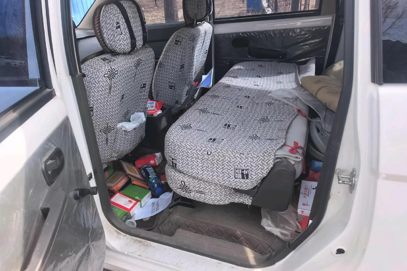 2021 WuLing HongGuang 1.5L 99HP L4 6MT,autocango,china used car exporter,china ev exporter,chinese used car exporter,chinese used ev exporter