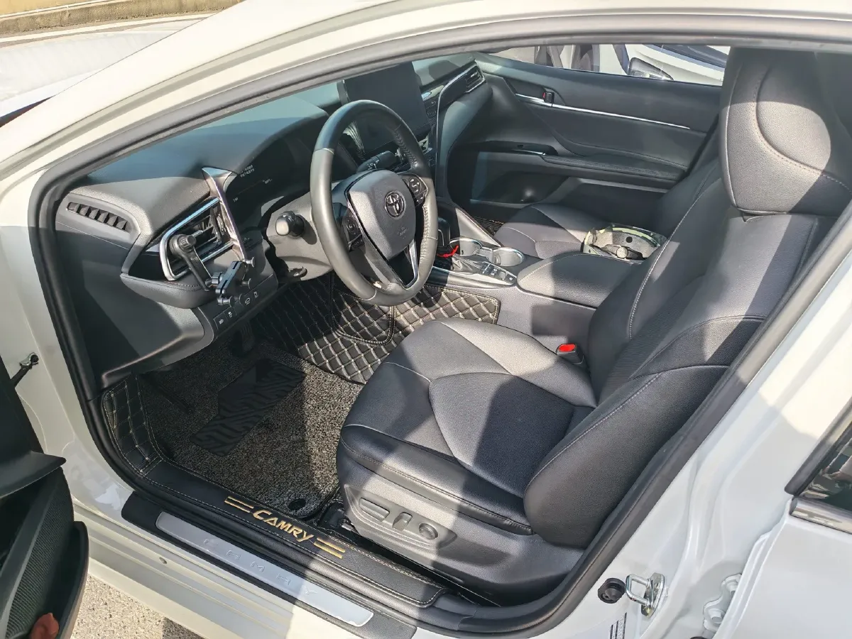 2021 Toyota Camry 2.5L 178HP L4 E-CVT Hybrid,autocango,china used car exporter,china ev exporter,chinese used car exporter,chinese used ev exporter