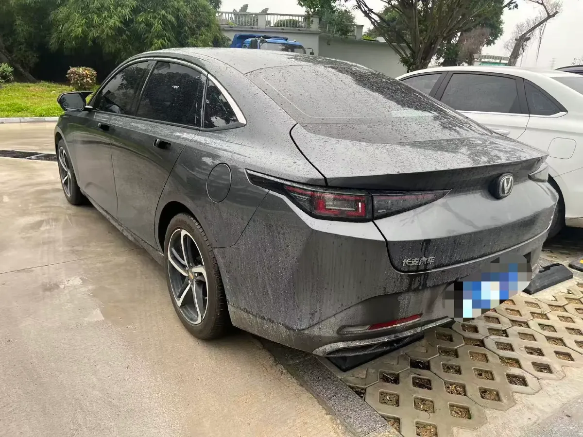 2024 ChangAn Eado 1.5T 170HP L4 7DCT,autocango,china used car exporter,china ev exporter,chinese used car exporter,chinese used ev exporter