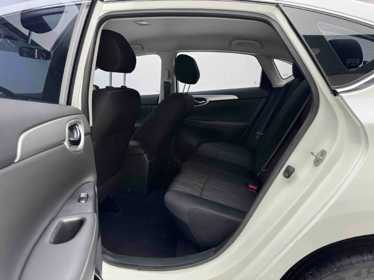 2022 Nissan Sylphy 1.6L 122HP L4 CVT,autocango,china used car exporter,china ev exporter,chinese used car exporter,chinese used ev exporter