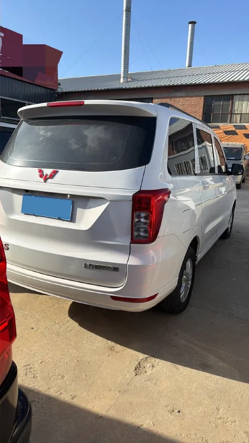 2019 WuLing HongGuang 1.5L 99HP L4 6MT,autocango,china used car exporter,china ev exporter,chinese used car exporter,chinese used ev exporter