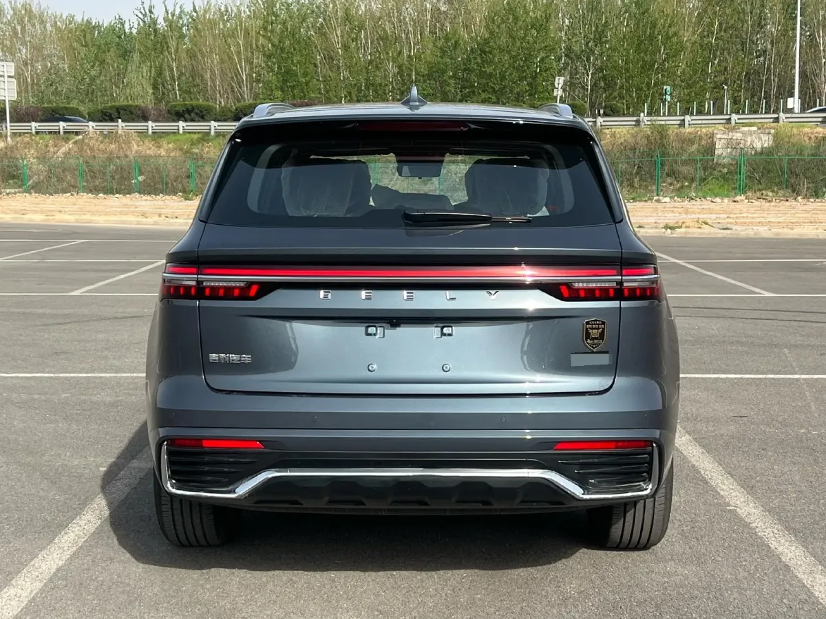 2025 Geely Monjaro 2.0T 238HP L4 8AT,autocango,china used car exporter,china ev exporter,chinese used car exporter,chinese used ev exporter