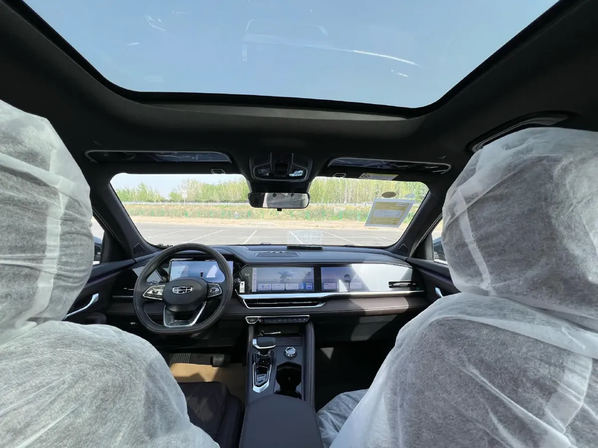 2025 Geely Monjaro 2.0T 238HP L4 8AT,autocango,china used car exporter,china ev exporter,chinese used car exporter,chinese used ev exporter