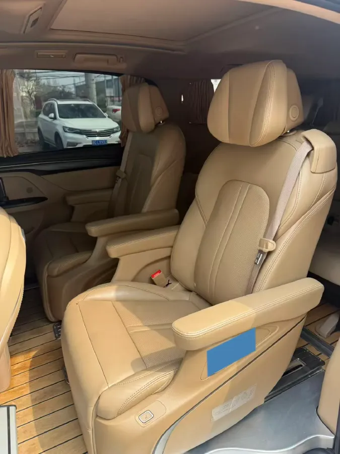 2020 Buick GL8 2.0T 237HP L4 9AT,autocango,china used car exporter,china ev exporter,chinese used car exporter,chinese used ev exporter