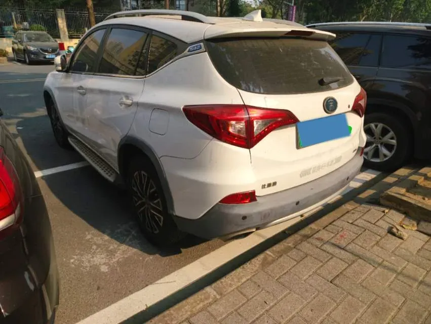 2017 BYD Song 1.5T 154HP L4 6DCT PHEV 16.9KWH,autocango,china used car exporter,china ev exporter,chinese used car exporter,chinese used ev exporter