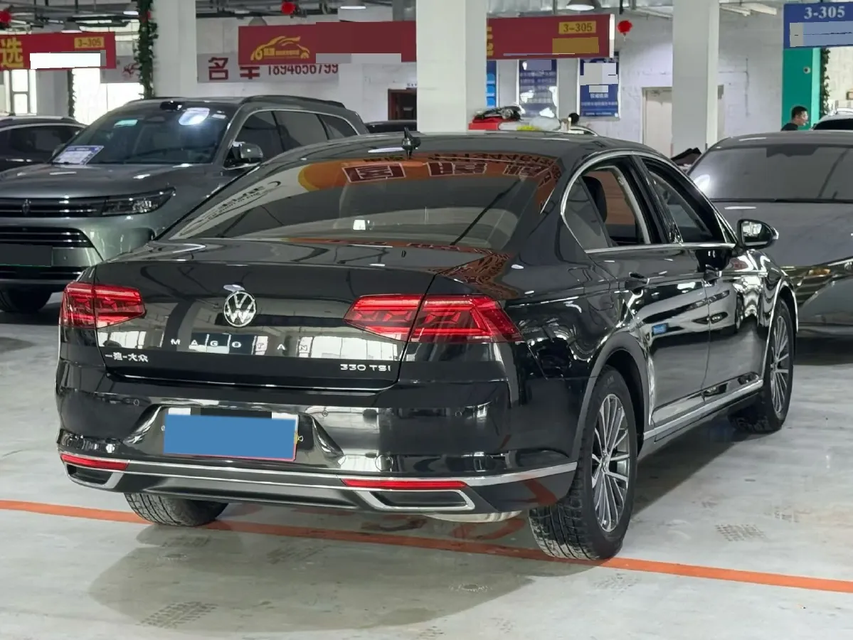 2020 Volkswagen Magotan 2.0T 186HP L4 7DCT,autocango,china used car exporter,china ev exporter,chinese used car exporter,chinese used ev exporter